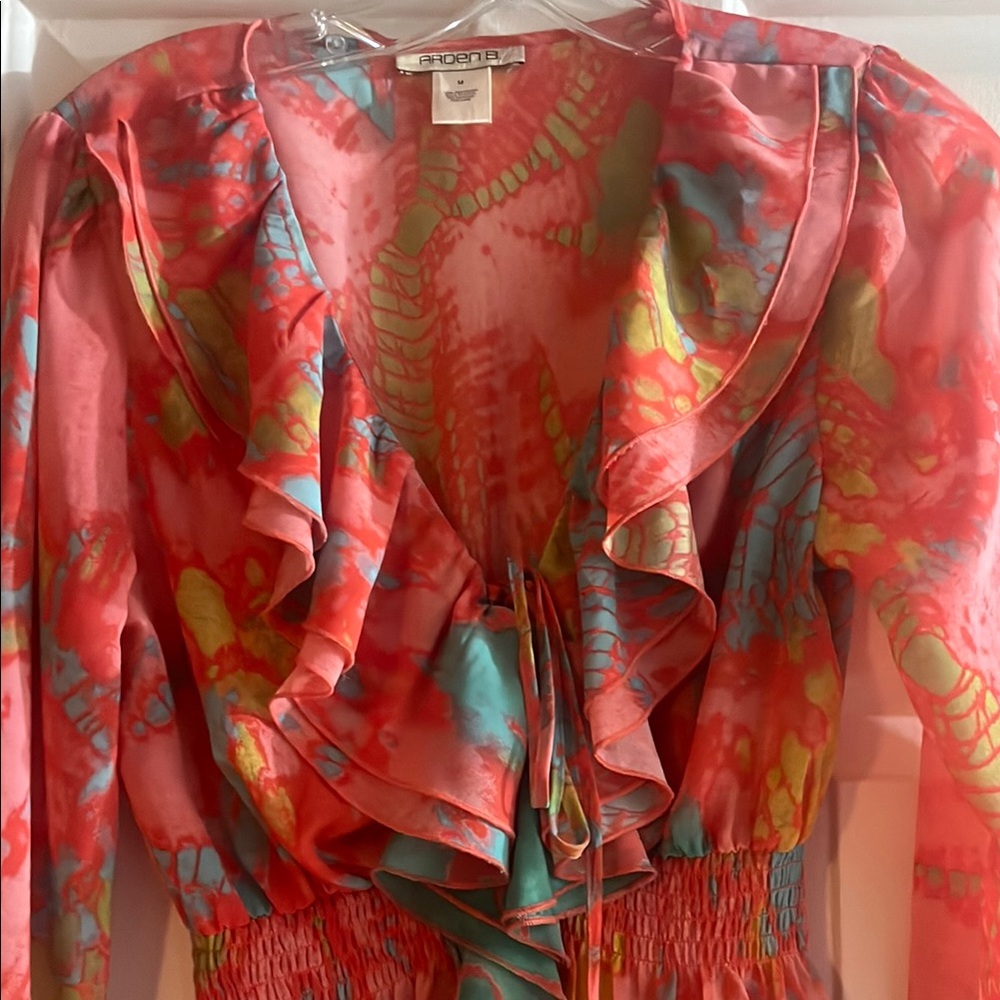 Colorful Ruffled Women's Top - Picture 3 of 3